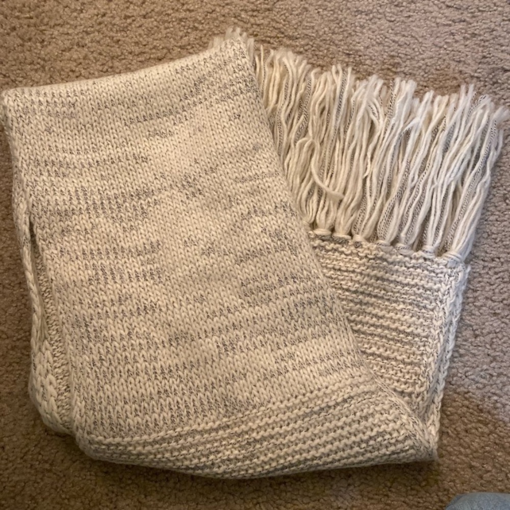 Target scarf